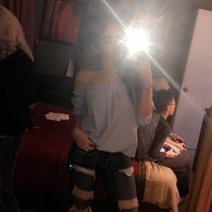 Meet your Posher, Angiee